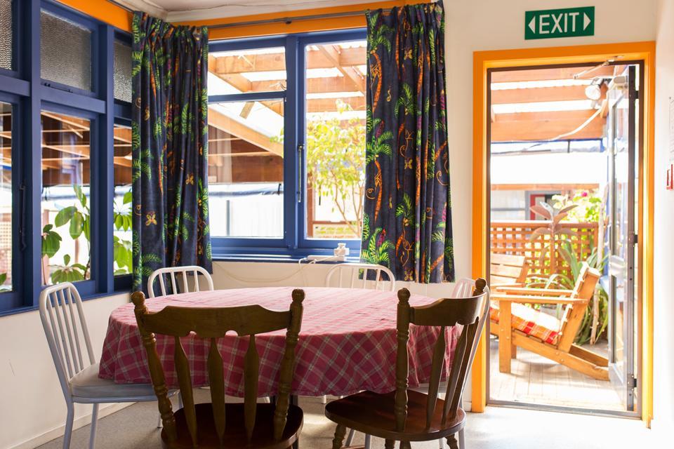 Sequoia Lodge Backpackers Picton Eksteriør bilde
