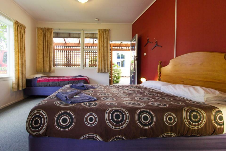 Sequoia Lodge Backpackers Picton Eksteriør bilde
